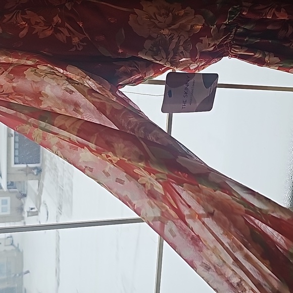 Flying Tomato Dress - Picture 4 of 4